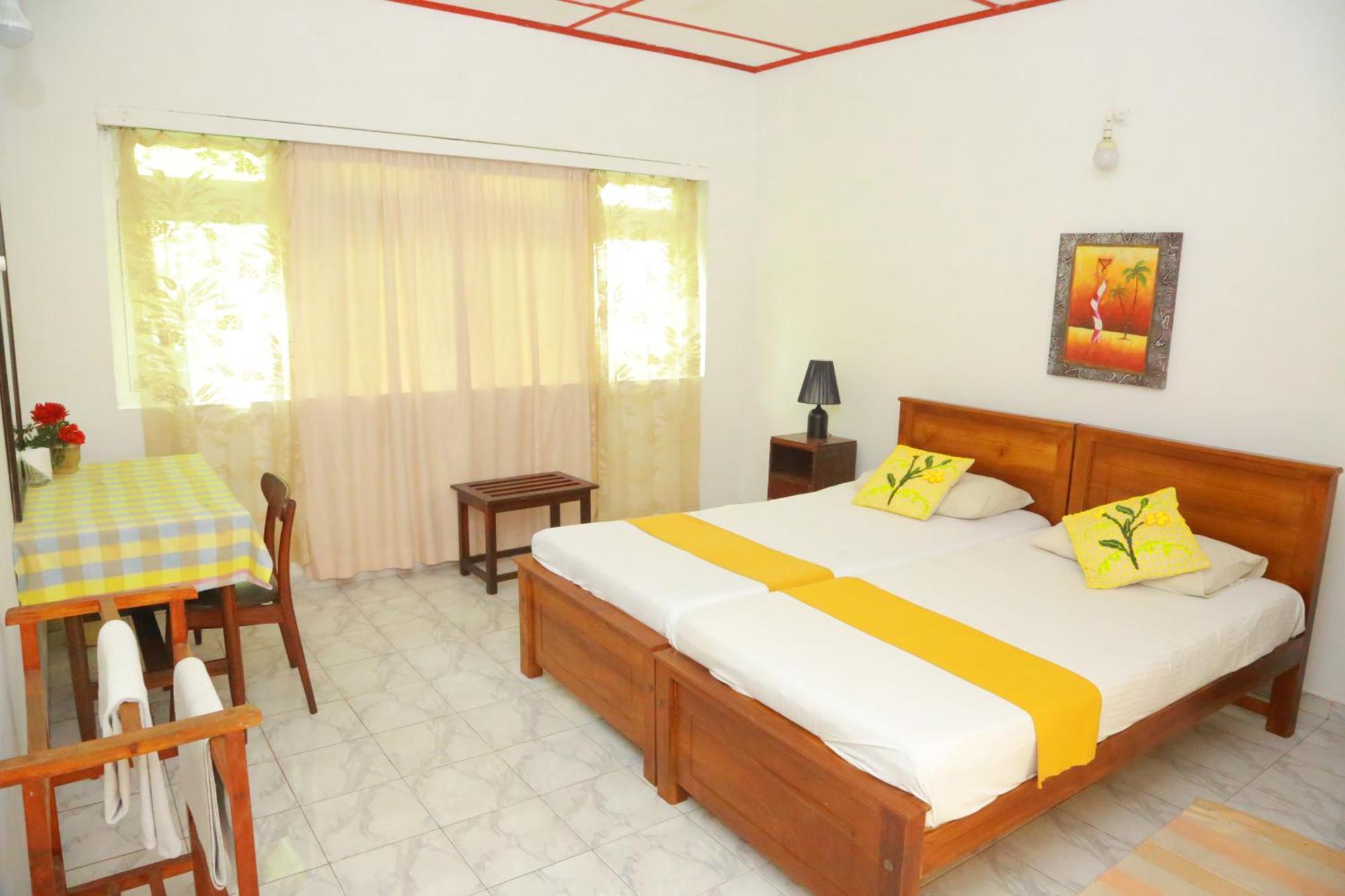 Ranveli Beach Hotel Dehiwala-Mount Lavinia Luaran gambar