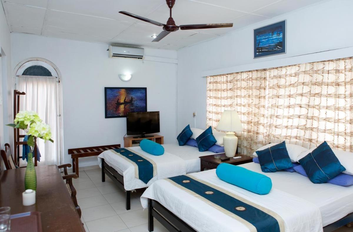 Ranveli Beach Hotel Dehiwala-Mount Lavinia Luaran gambar