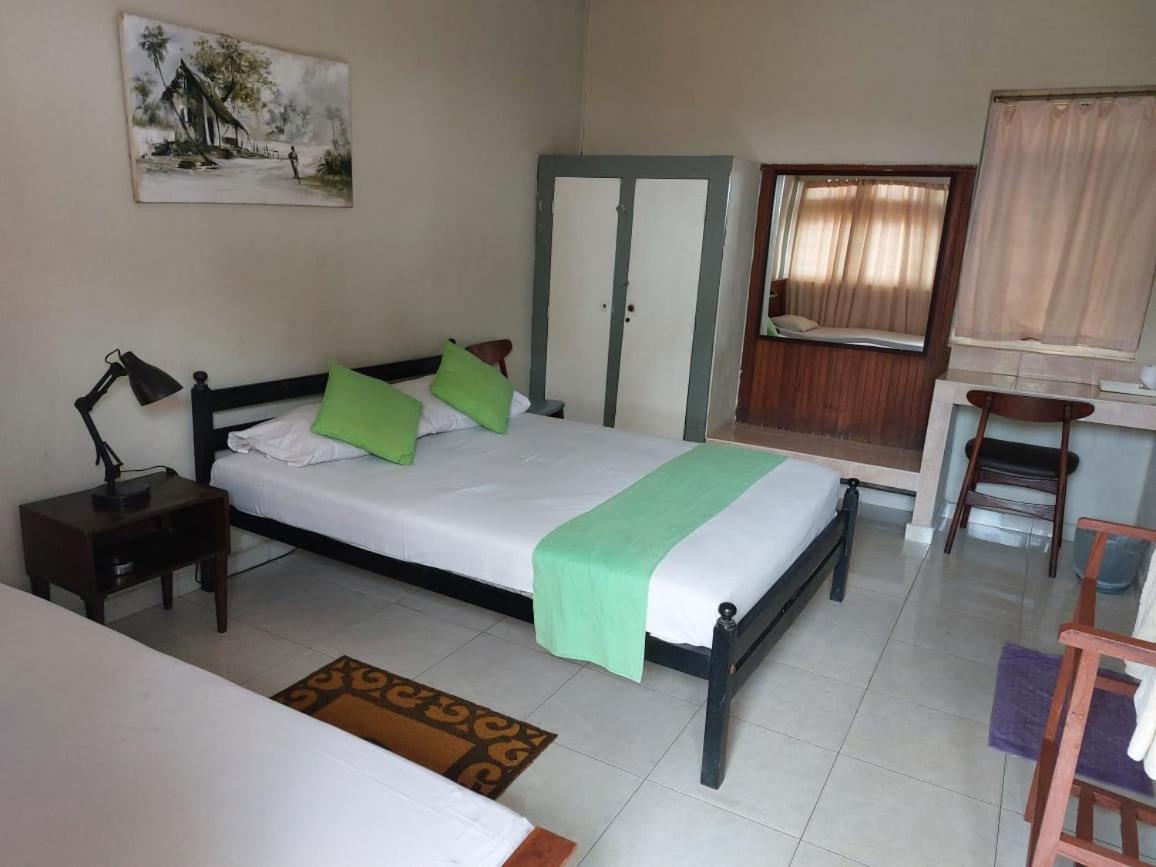 Ranveli Beach Hotel Dehiwala-Mount Lavinia Luaran gambar