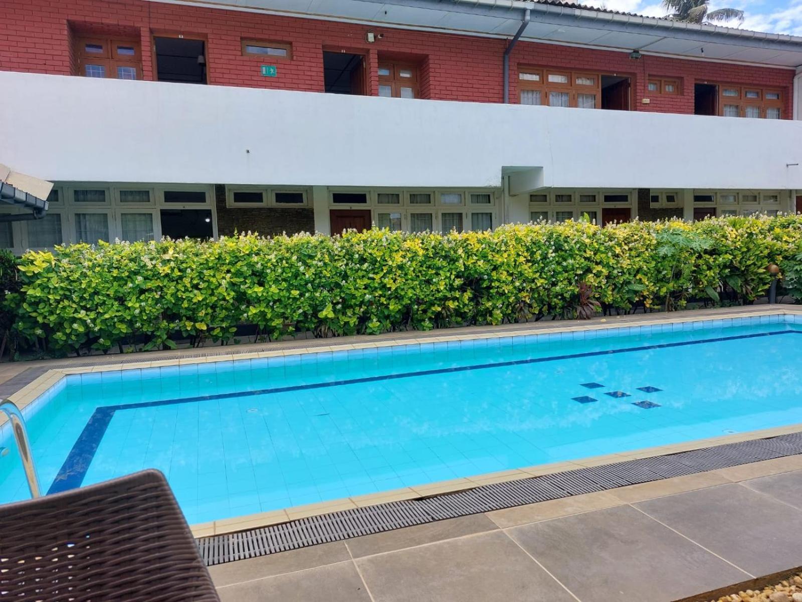 Ranveli Beach Hotel Dehiwala-Mount Lavinia Luaran gambar